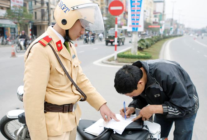 Quy trình nộp phạt vi phạm giao thông qua mạng tại Hồ Chí Minh